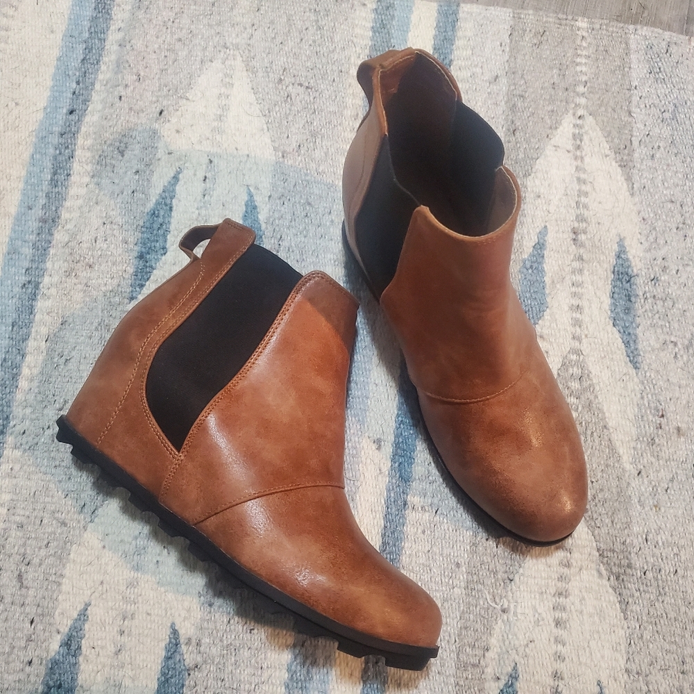 Brown booties
